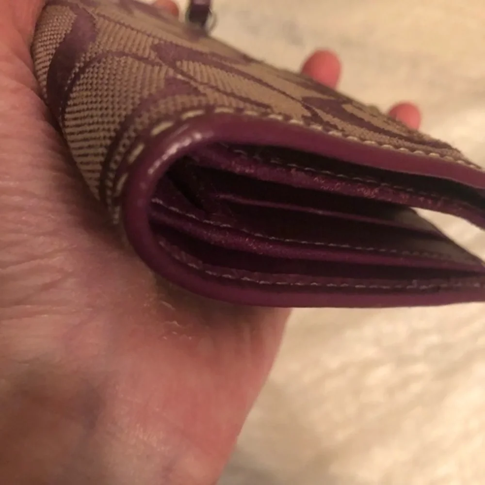 Coach signature purple burgundy maroon vintage y2k c compact turnlock wallet